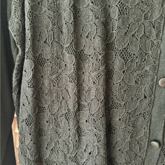 Black cardigan with lace detail - Picture 3 of 4